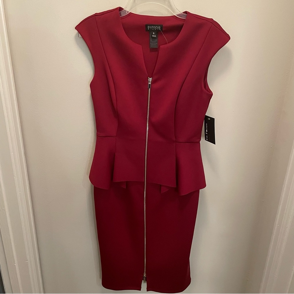 NWT EnFocus Wine Full Zip Front Fitted Peplum Ponte Dress Women’s Size 6